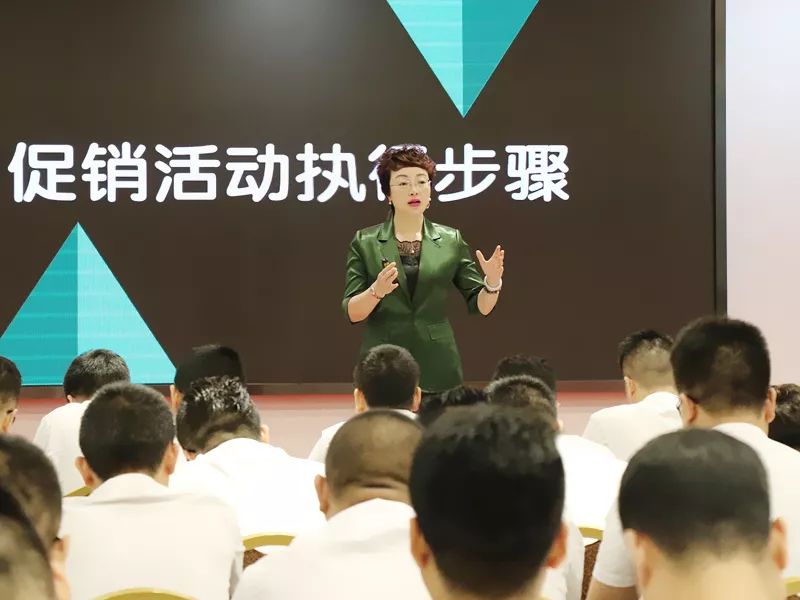 商学院2019第四期团队特训营圆满收官！(图2)