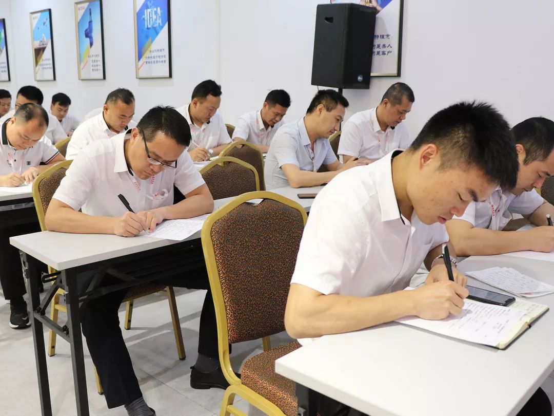 商学院2019第四期团队特训营圆满收官！(图14)